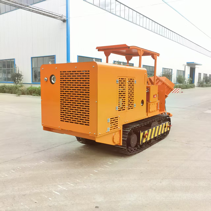 Chargeur de roche à déchargement latéral 120