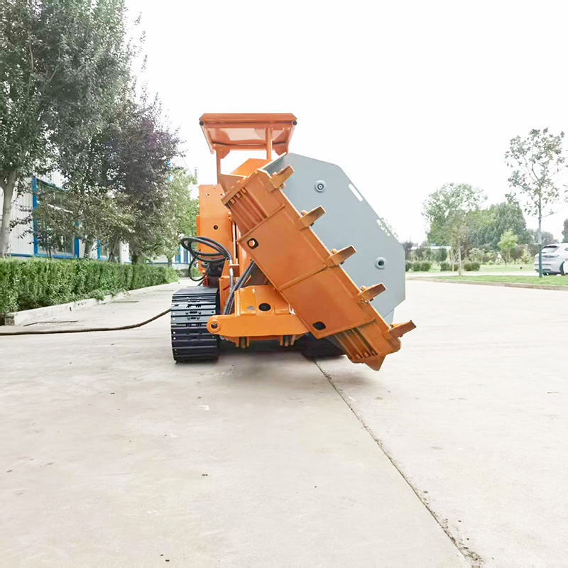 Great Side Dump Rock Loader