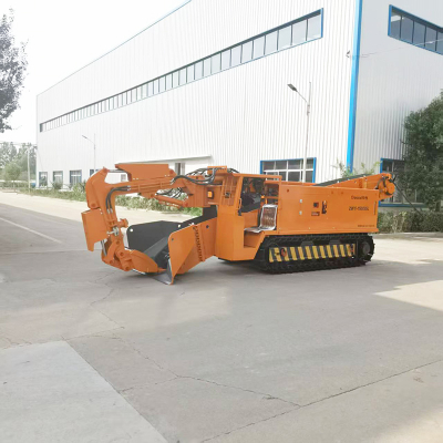 Погрузчик для выемки грунта в узких туннелях